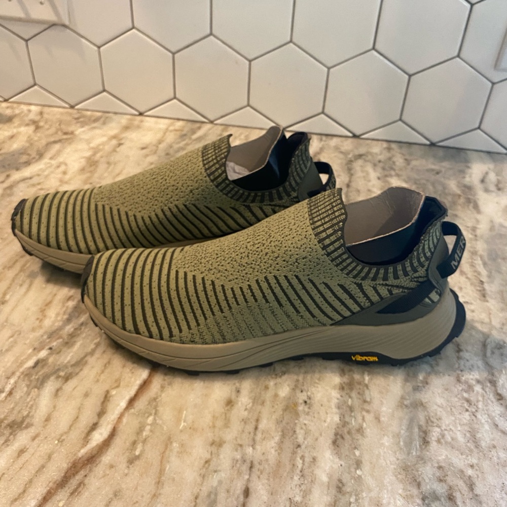 Merrell Men’s Embark Moc BNWT